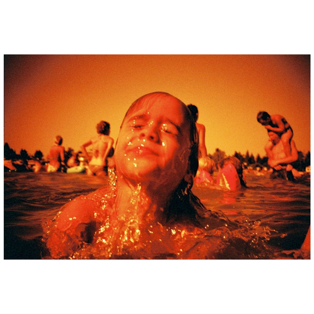 Lomo Redscale XR 35 mm ISO 50–200 – Pack of 3 Lomo Redscale XR 35 mm ISO 50–200 – Pack of 3