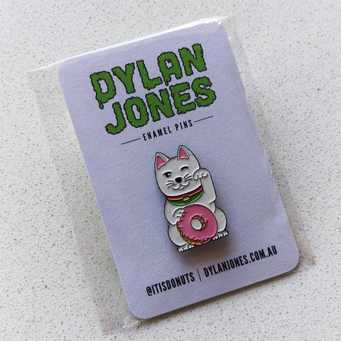 Lucky Cat Pin