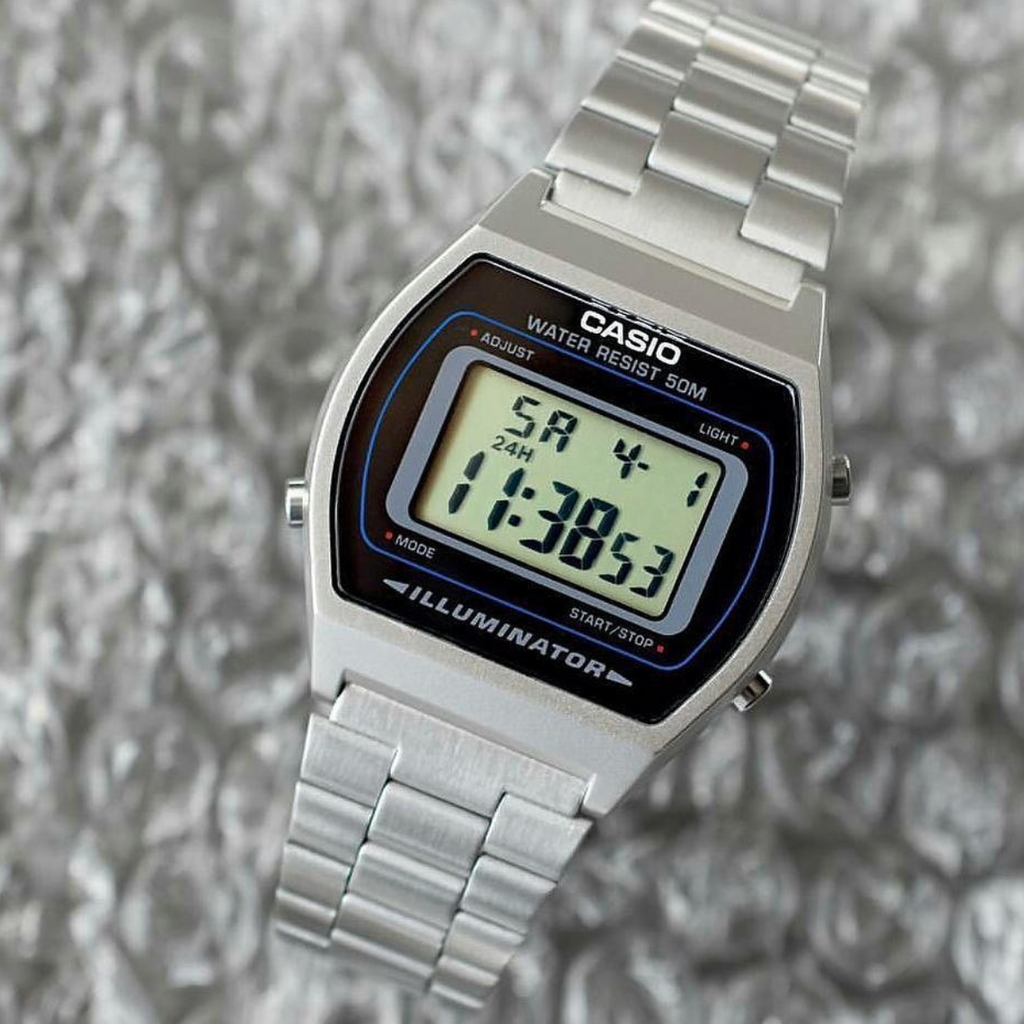 Casio B640WD-1AVDF Silver Band Unisex Casio B640WD-1AVDF Silver Band Unisex