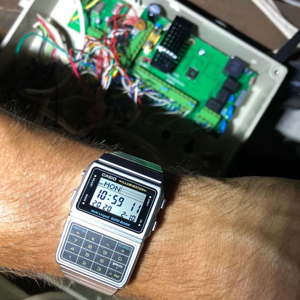 Casio DBC-611-1DF Calculator Databank Watch Unisex Casio DBC-611-1DF Calculator Databank Watch Unisex