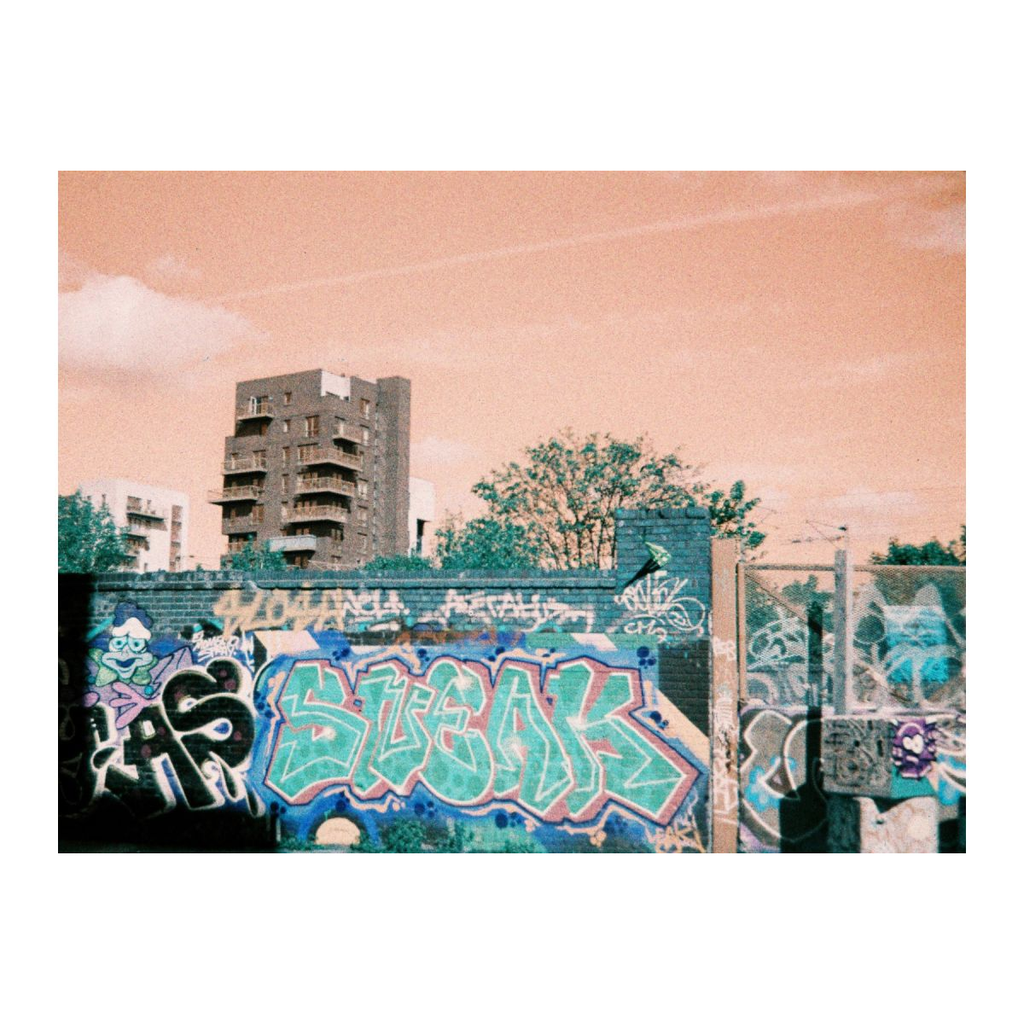 2021 Lomo Chrome Turquoise 110 ISO100–400