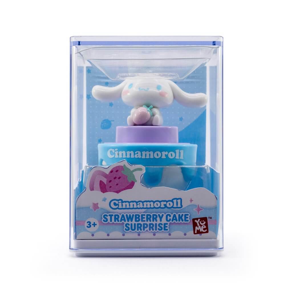Hello Kitty - Strawberry Cake Surprise 8CM Figure