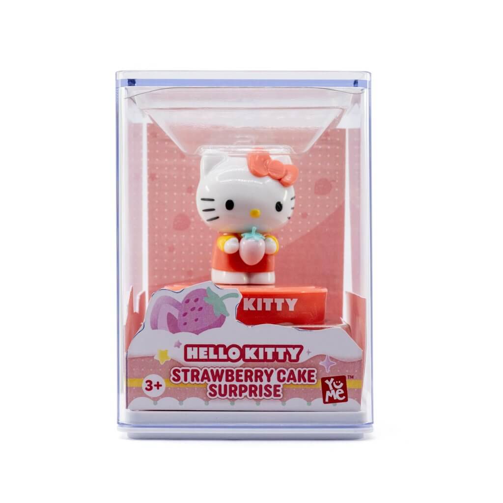 Hello Kitty - Strawberry Cake Surprise 8CM Figure